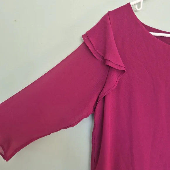 Banana Republic Women's Romantic Feminine Fuchsia Ruffle-Sleeve Blouse Size M - Picture 3 of 5